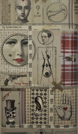 Détail d’un lé de papier peint “ Le labo” Maison Caumont design Laure Vial du Chatenet © Cliché Musée du Papier peint, Rixheim, France